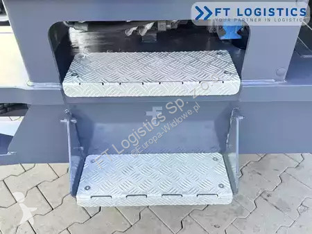 Štvorcestný vysokozdvižný vozík Combilift