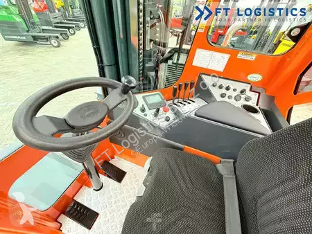 Štvorcestný vysokozdvižný vozík Combilift