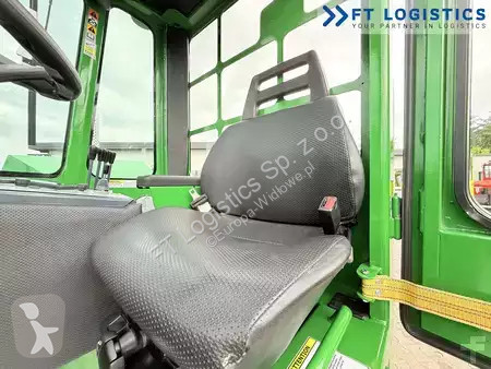 رافعة شوكية متعددة الاتجاهات Combilift