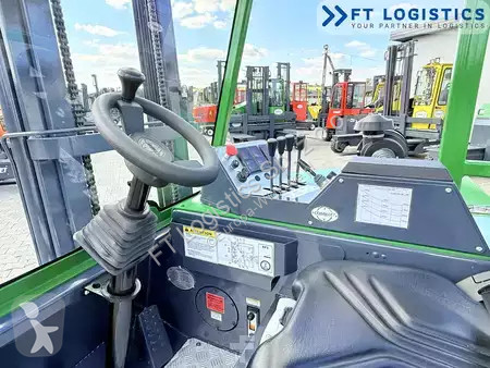 رافعة شوكية متعددة الاتجاهات Combilift