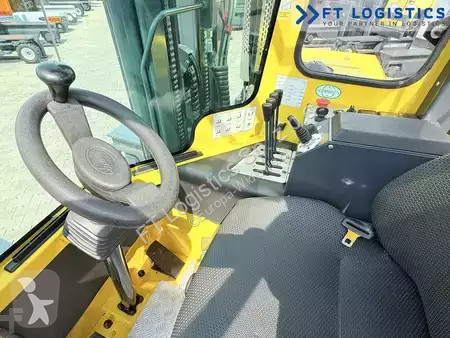 Stivuitor multidirectional Combilift