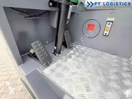 Многоходовой погрузчик Combilift