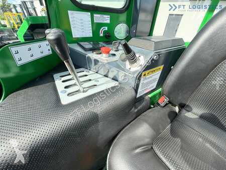 Stivuitor multidirectional Combilift