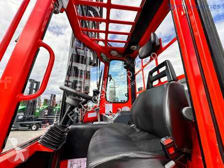 Stivuitor multidirectional Combilift