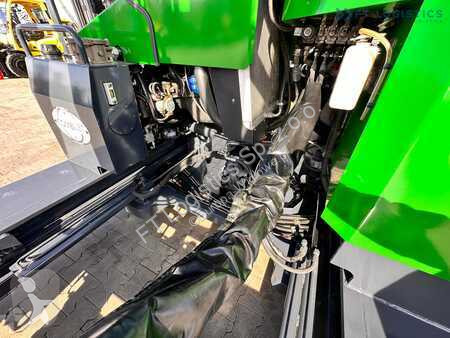 Stivuitor multidirectional Combilift