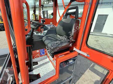 Stivuitor multidirectional Combilift