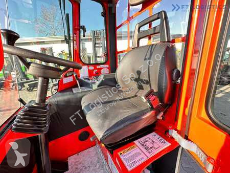Stivuitor multidirectional Combilift