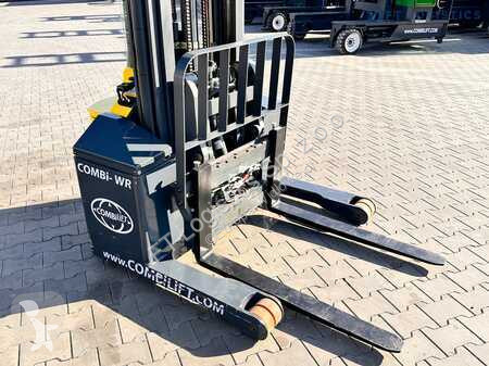 Stivuitor multidirectional Combilift
