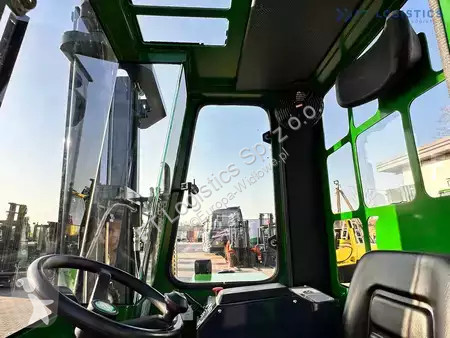 Štvorcestný vysokozdvižný vozík Combilift
