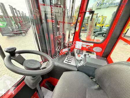 Štvorcestný vysokozdvižný vozík Combilift