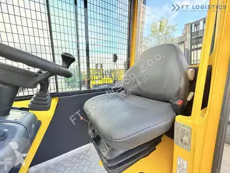 Štvorcestný vysokozdvižný vozík Combilift
