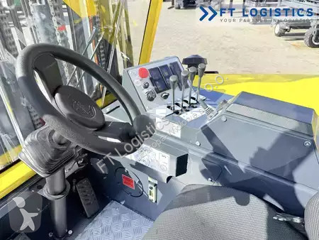 Štvorcestný vysokozdvižný vozík Combilift