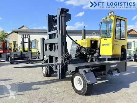 Многопосочен кар Combilift