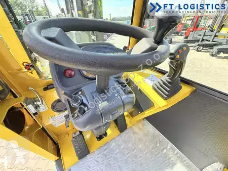 Stivuitor multidirectional Combilift