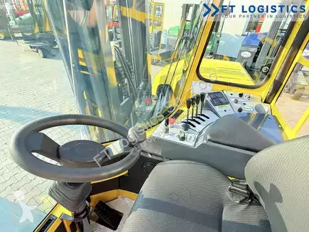 Stivuitor multidirectional Combilift