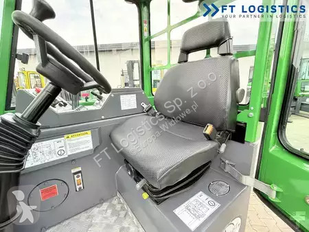 Многоходовой погрузчик Combilift