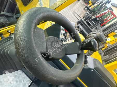 Stivuitor multidirectional Combilift