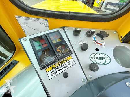 Stivuitor multidirectional Combilift
