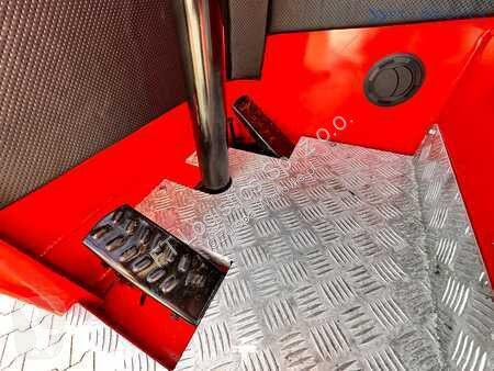 Carrello multidirezionale Combilift