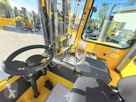 Štvorcestný vysokozdvižný vozík Combilift