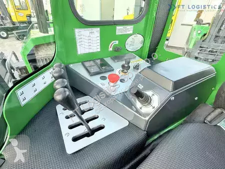 Štvorcestný vysokozdvižný vozík Combilift