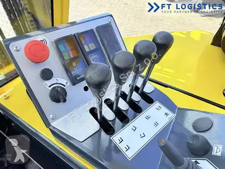 Stivuitor multidirectional Combilift