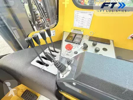 Stivuitor multidirectional Combilift