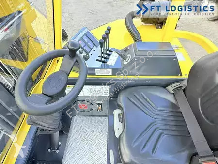 رافعة شوكية متعددة الاتجاهات Combilift