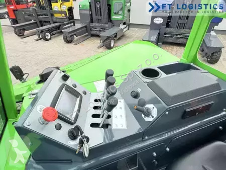 رافعة شوكية متعددة الاتجاهات Combilift