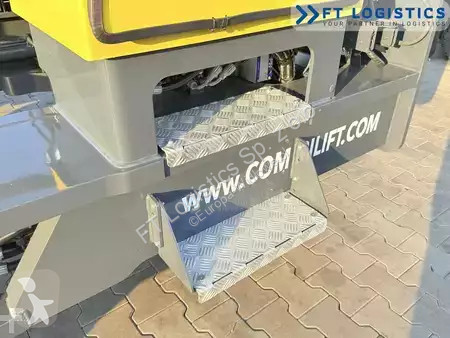 Многоходовой погрузчик Combilift