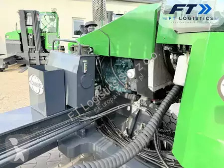 Многоходовой погрузчик Combilift