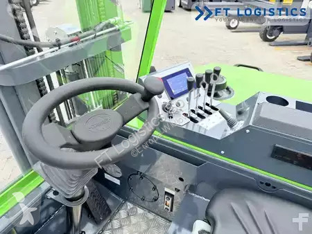 Chariot multidirectionnel Combilift