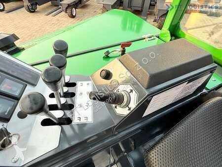 Stivuitor multidirectional Combilift
