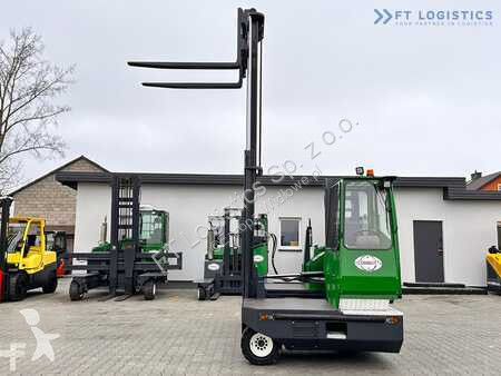 Stivuitor multidirectional Combilift