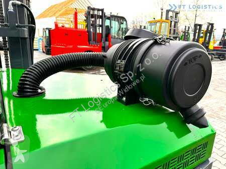 Stivuitor multidirectional Combilift