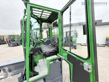 Stivuitor multidirectional Combilift