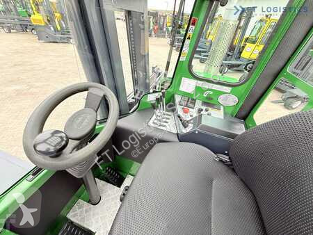 Stivuitor multidirectional Combilift