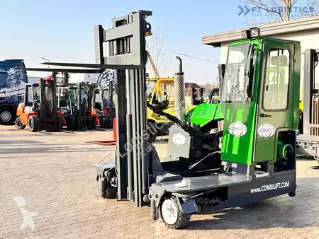 Štvorcestný vysokozdvižný vozík Combilift