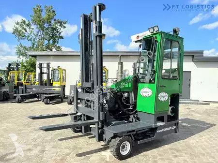 Štvorcestný vysokozdvižný vozík Combilift
