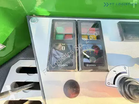 Štvorcestný vysokozdvižný vozík Combilift