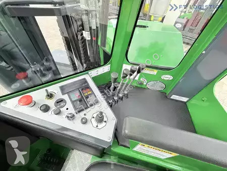 Štvorcestný vysokozdvižný vozík Combilift