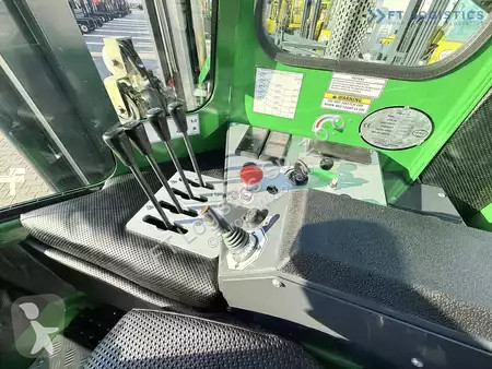 Štvorcestný vysokozdvižný vozík Combilift