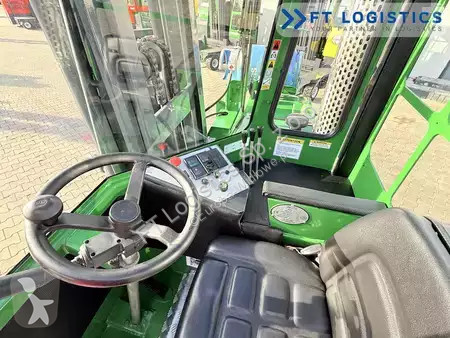 Štvorcestný vysokozdvižný vozík Combilift