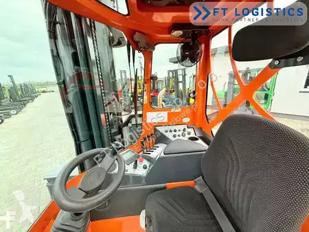 Štvorcestný vysokozdvižný vozík Combilift