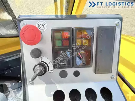 Многопосочен кар Combilift