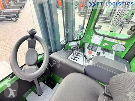 Многопосочен кар Combilift
