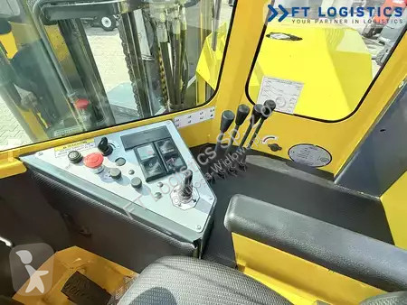 Многопосочен кар Combilift