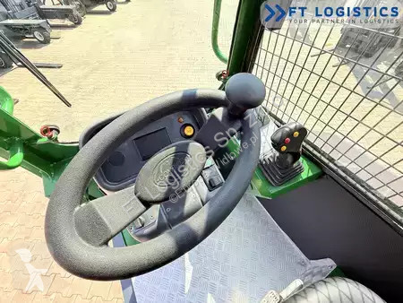 Многоходовой погрузчик Combilift