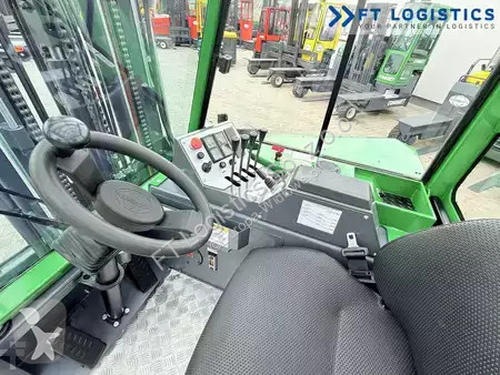 رافعة شوكية متعددة الاتجاهات Combilift