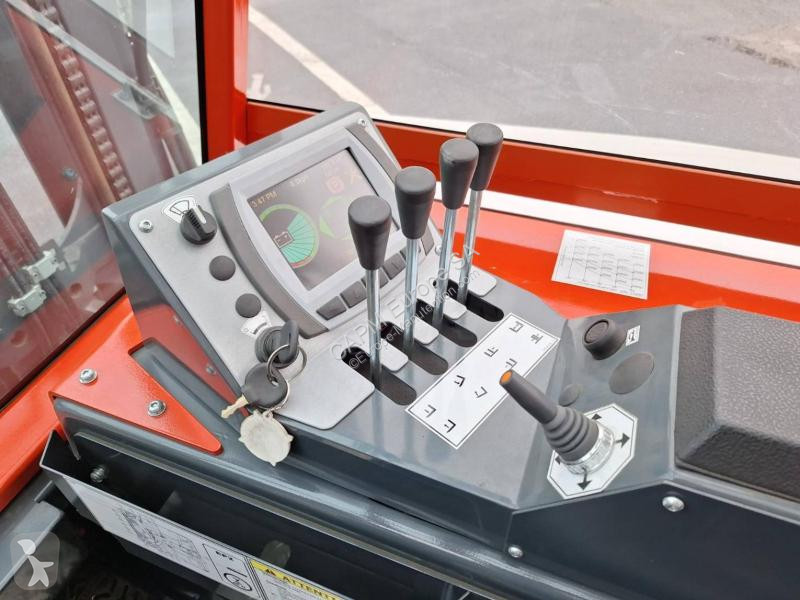 Stivuitor multidirectional Amlift  AGILIFT 4000E